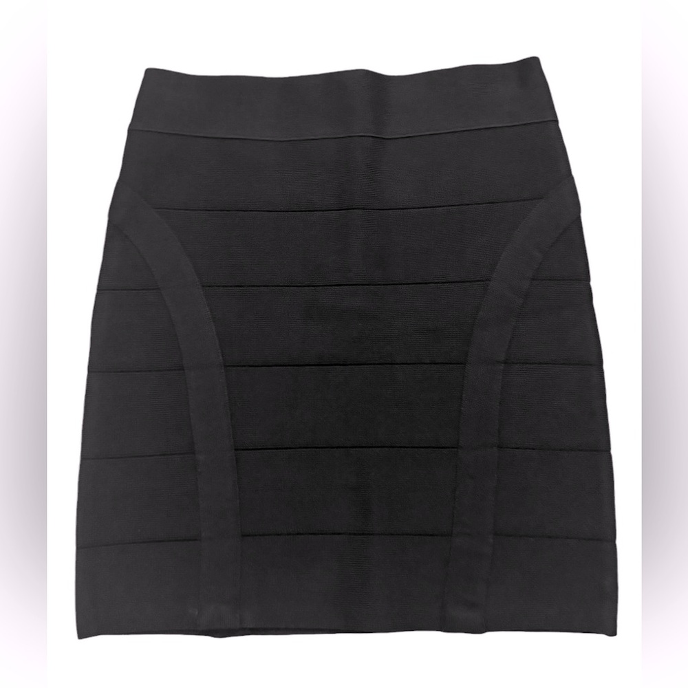 NWOT Bebe Bandage Mini Skirt SM